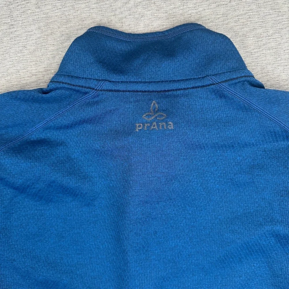 Prana 1/4 Zip Pullover Mens M‎ Blue Textured Grid Fleece Jacket Outdoors Hiking